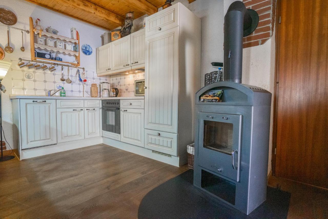 Апартаменты Godewind Haus Wattwurm Бюзум Экстерьер фото